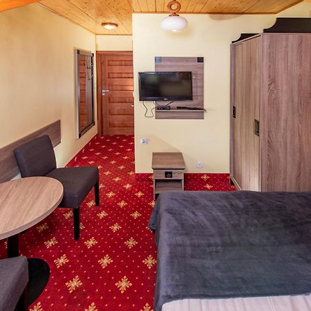 Domki, Apartamenty I Restauracja Wloczega Gąski Exterior foto