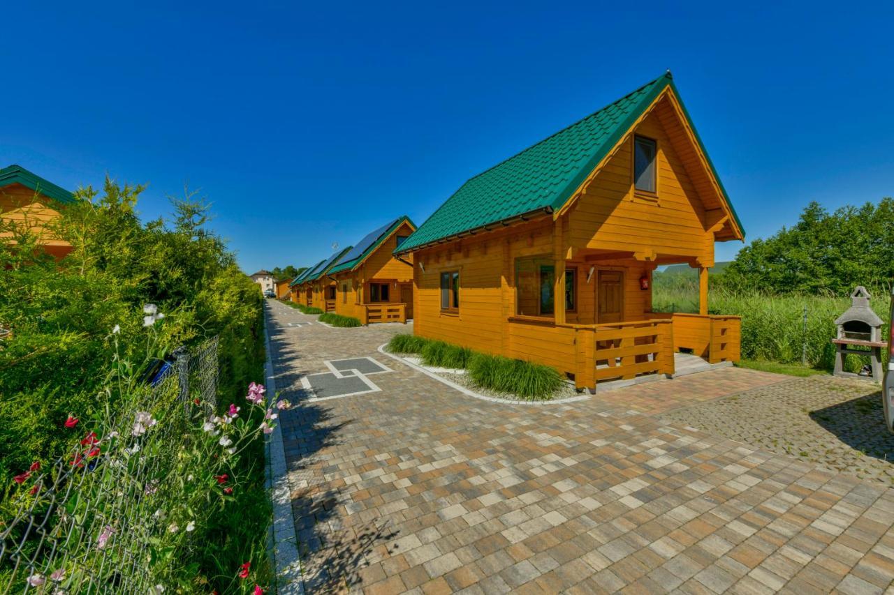 Domki, Apartamenty I Restauracja Wloczega Gąski Exterior foto