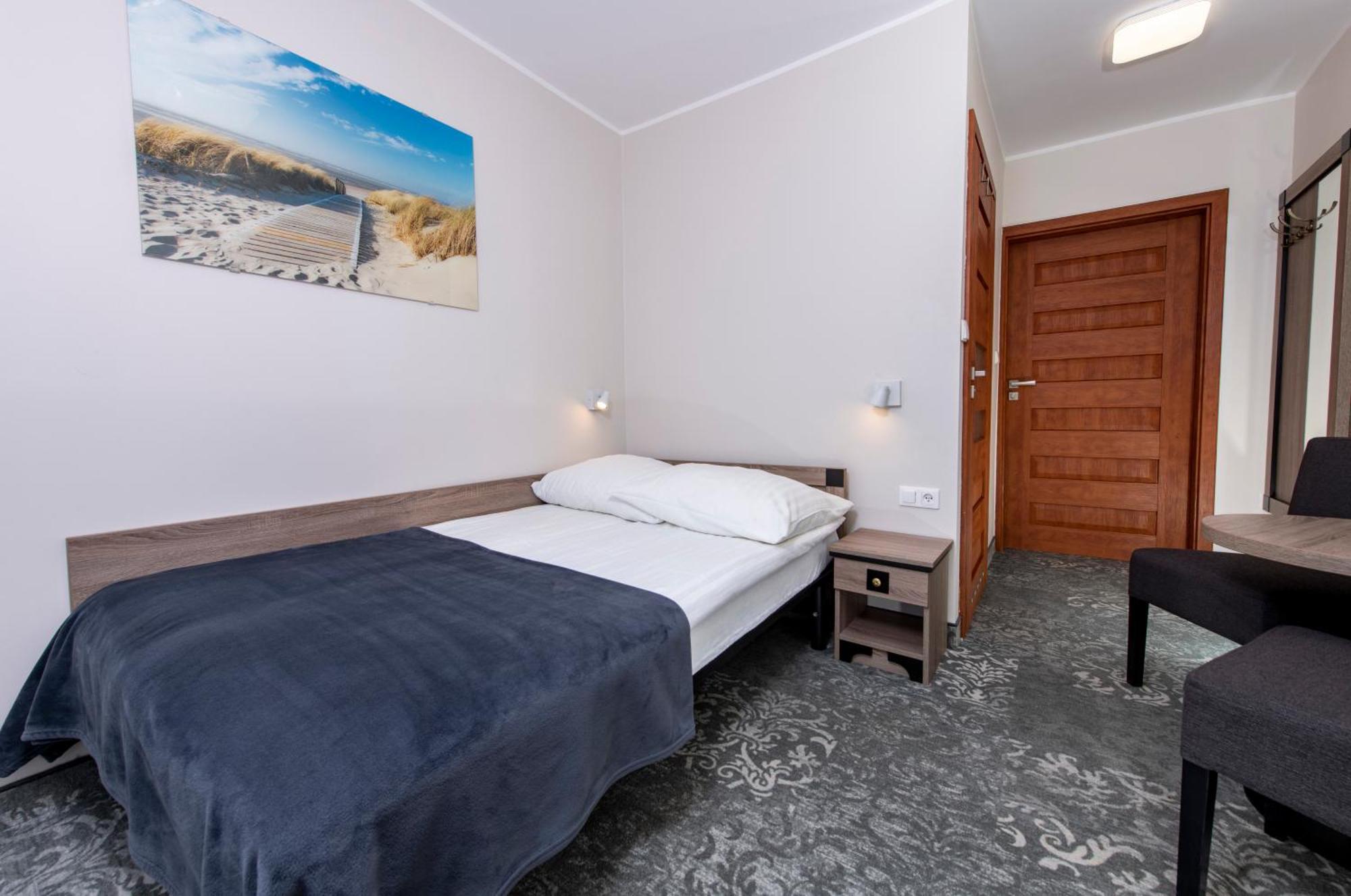 Domki, Apartamenty I Restauracja Wloczega Gąski Exterior foto